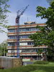 907902 Gezicht op de achtergevel van het voormalige kantoorgebouw van het UWV (Willem Dreeslaan 113) te Utrecht, dat ...